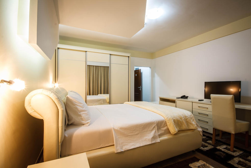 Hotel Oasis Подгорица Номер фото