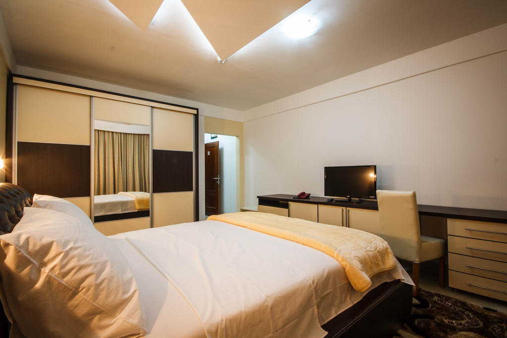 Hotel Oasis Подгорица Номер фото